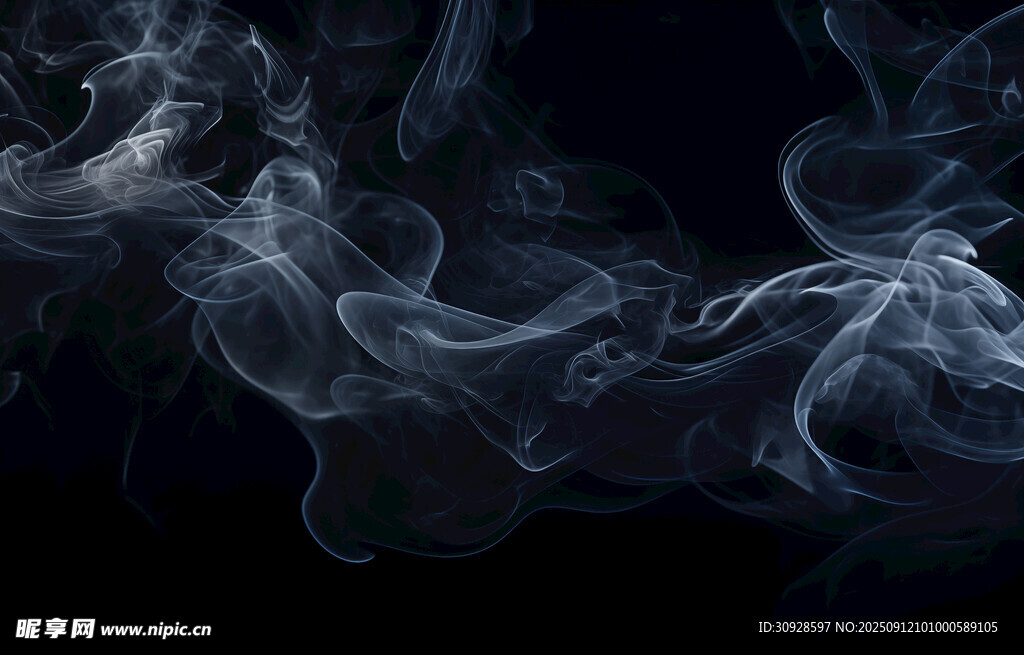 黑色背景下的缭绕烟雾