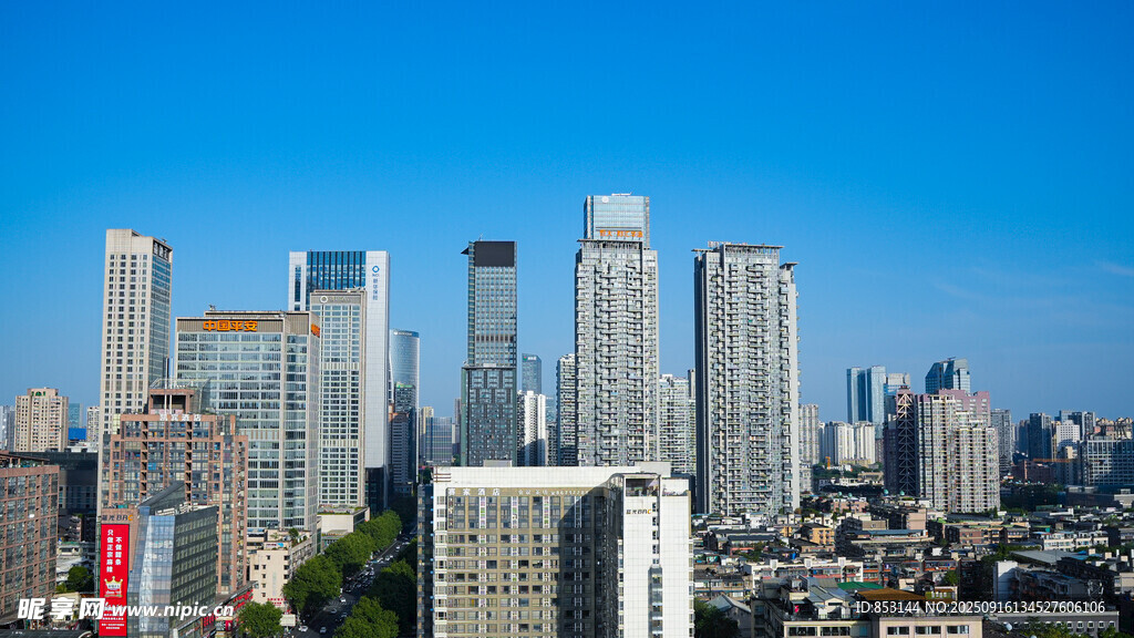 成都东大路天际线