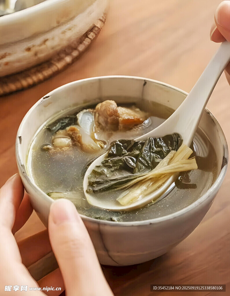 猪肉蔬菜汤