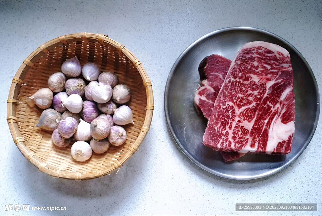 大蒜与牛肉