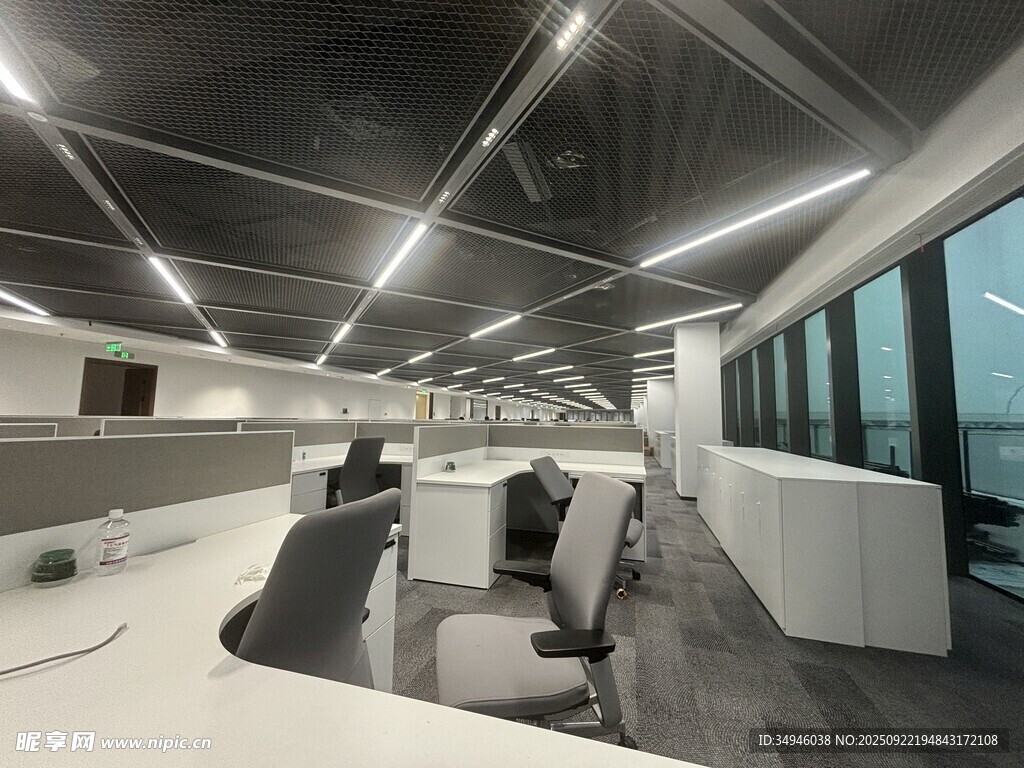 现代简约风格的办公空间