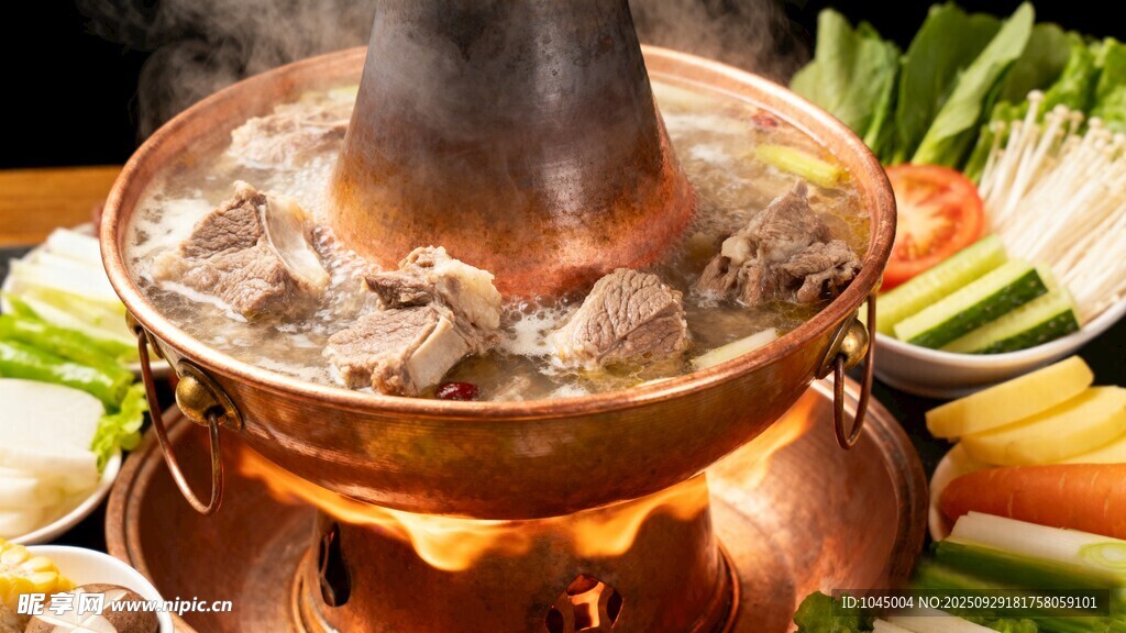 铜锅涮肉享美味涮菜