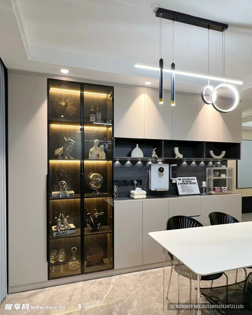 酒柜 餐边柜 玻璃柜 装饰柜 