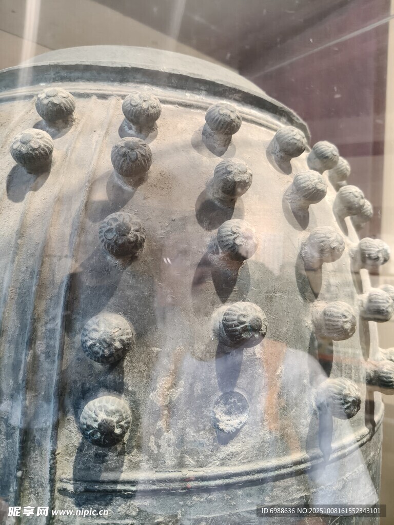 古代青铜编钟展示