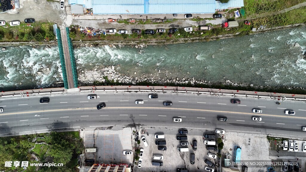 城市桥梁交通及周边景观