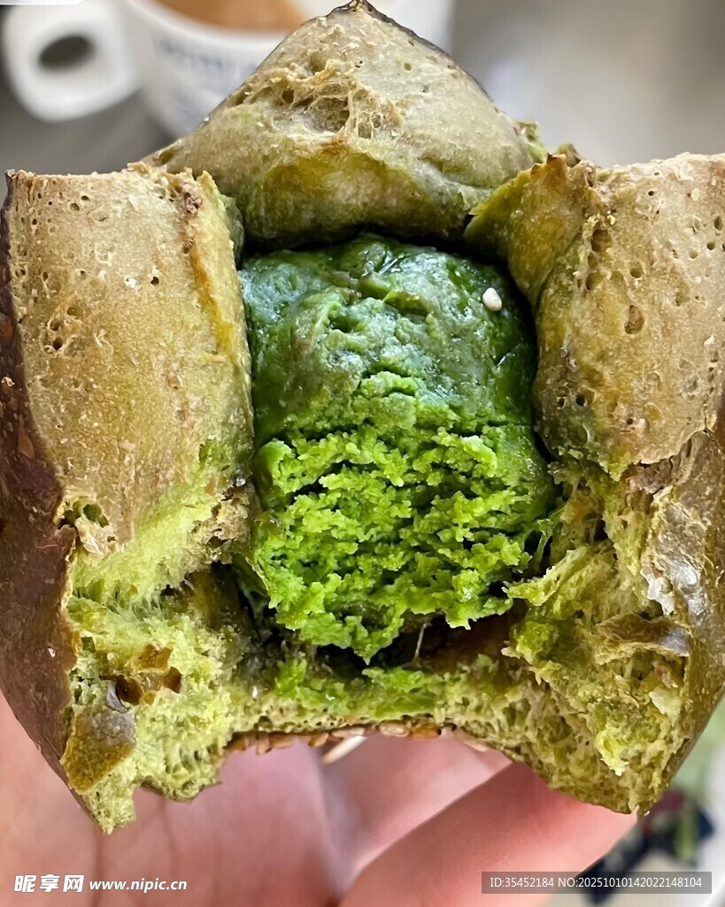 抹茶夹心面包