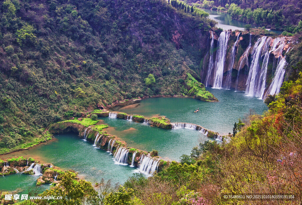 壮美山水瀑布景观