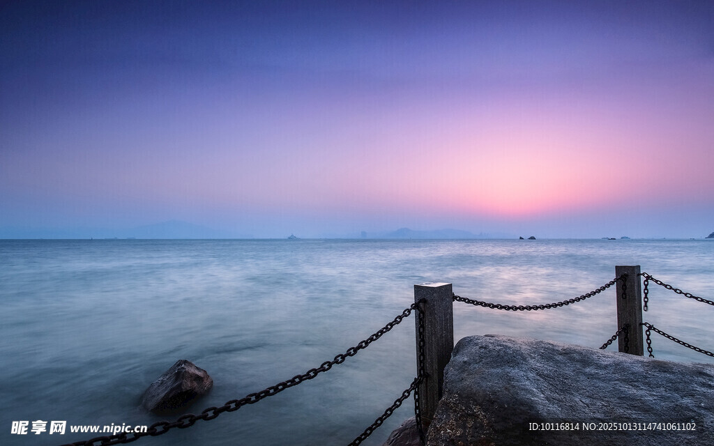 海边日出