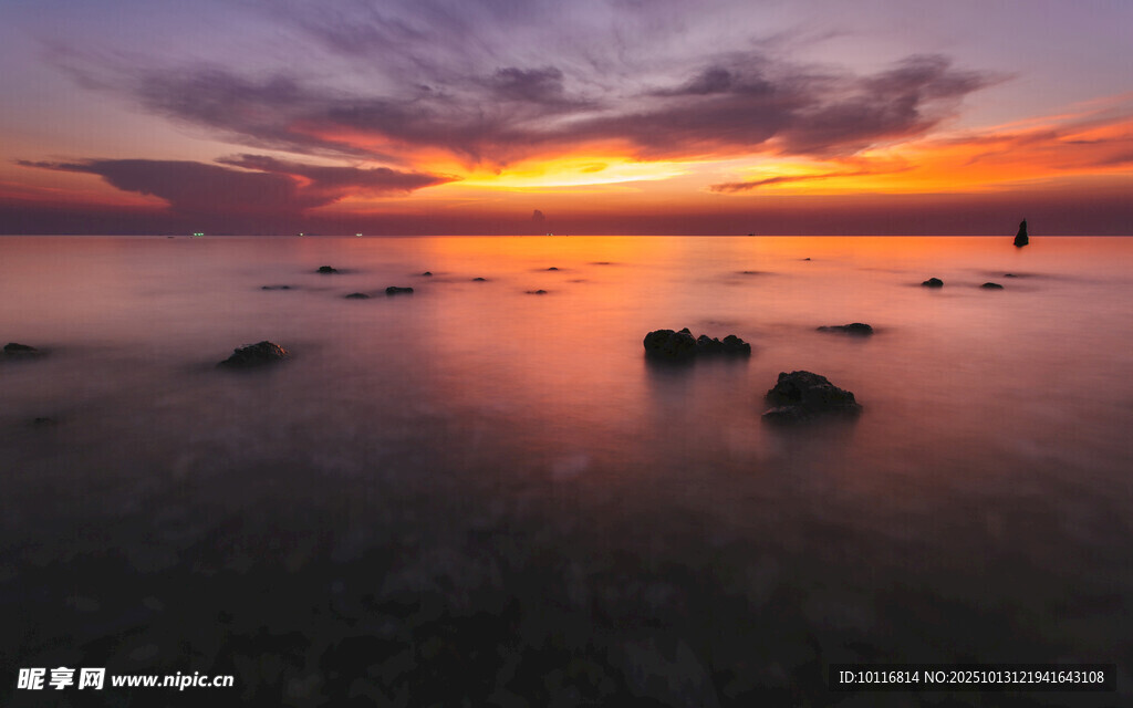 海边日落