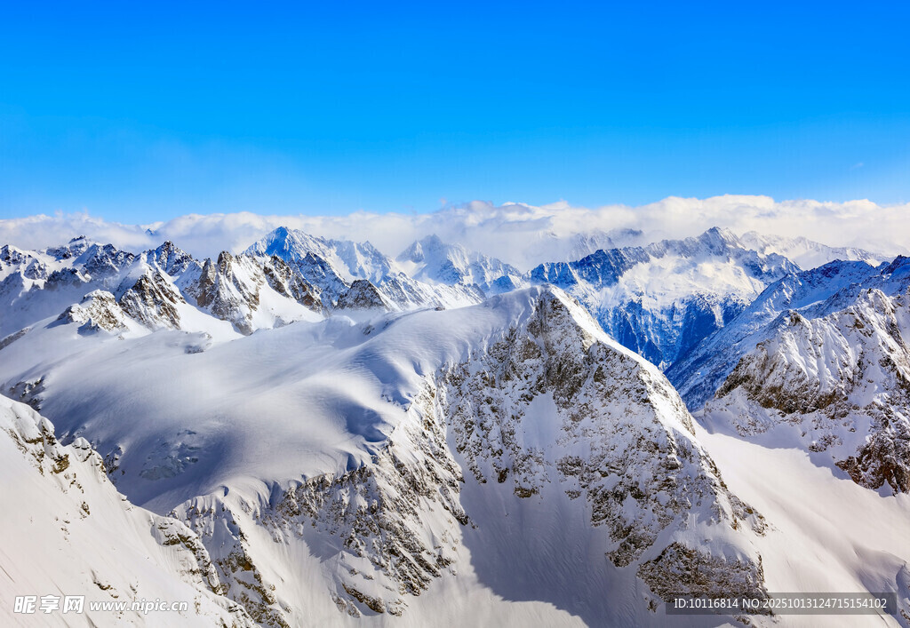 雪山美景