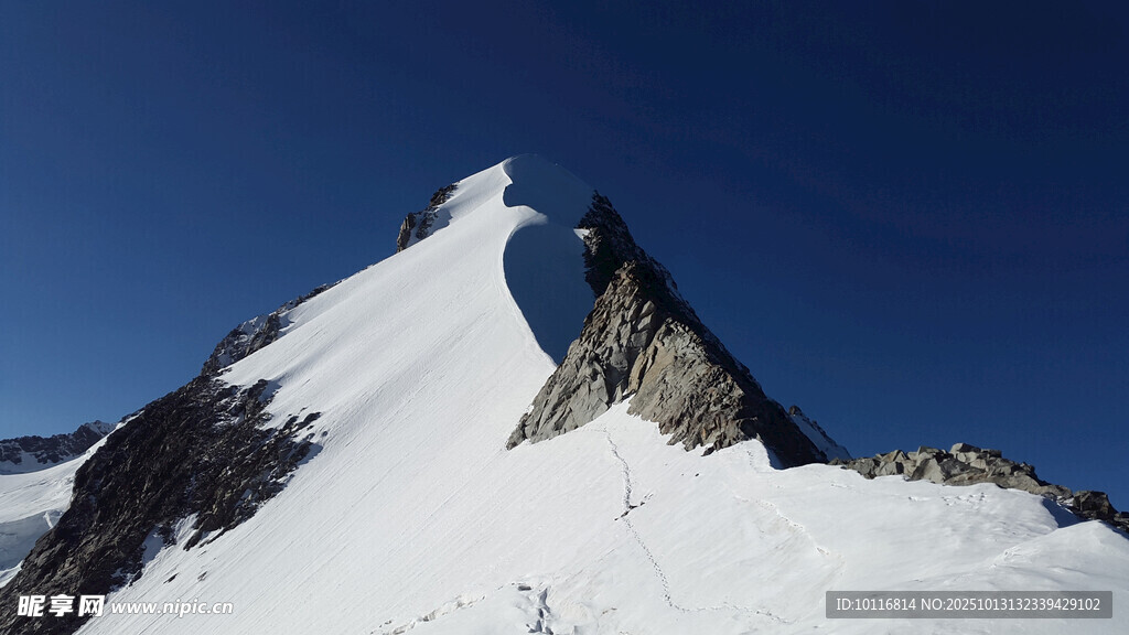 雪山