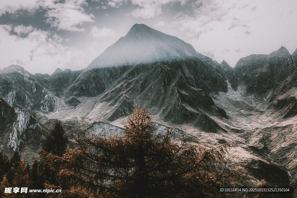 山峰