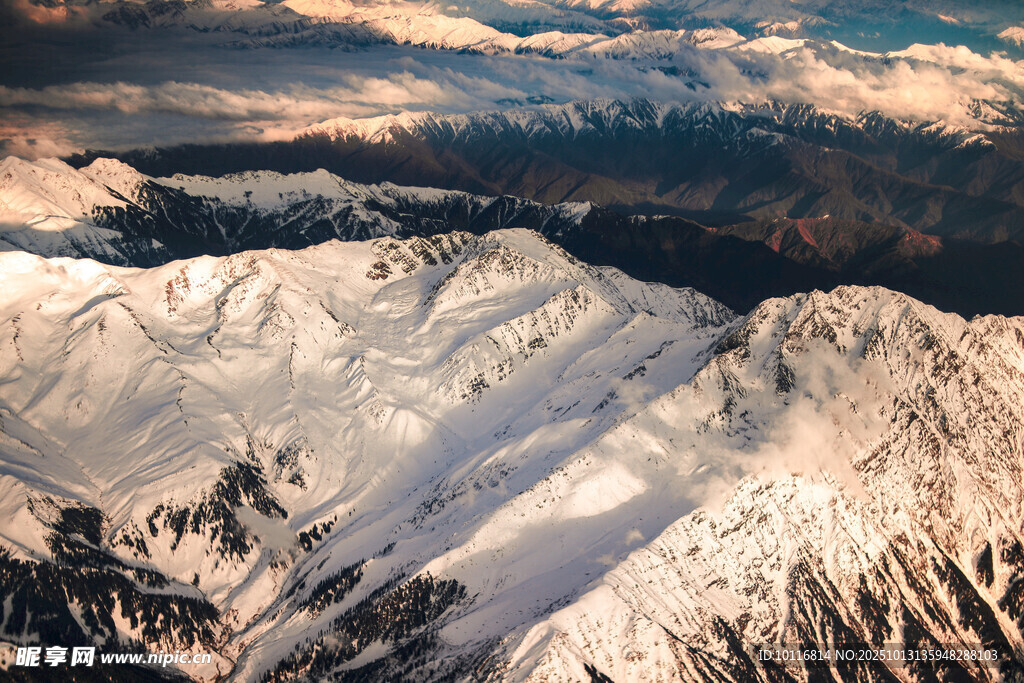 雪山美景