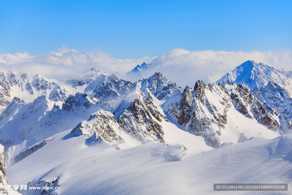 雪山美景