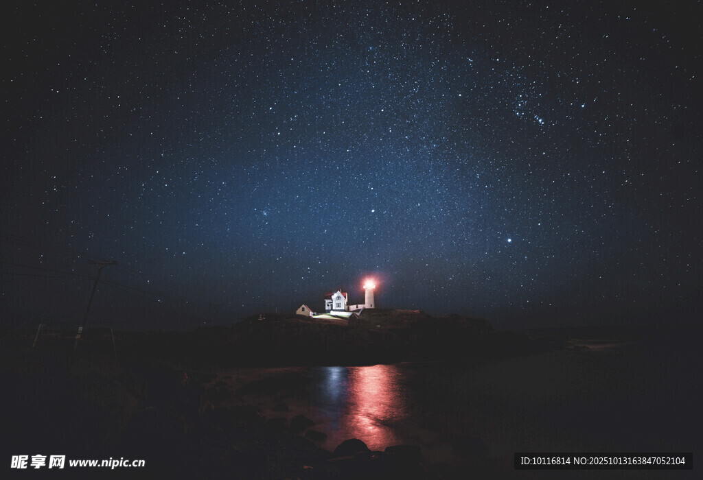 夜湖星空