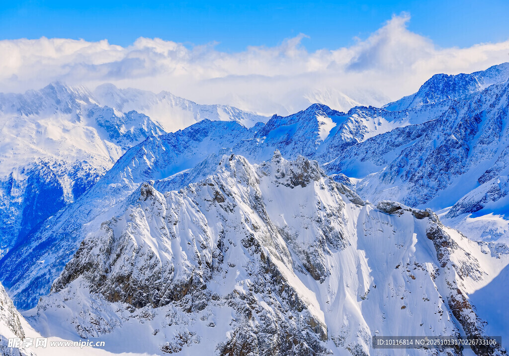 壮丽雪山