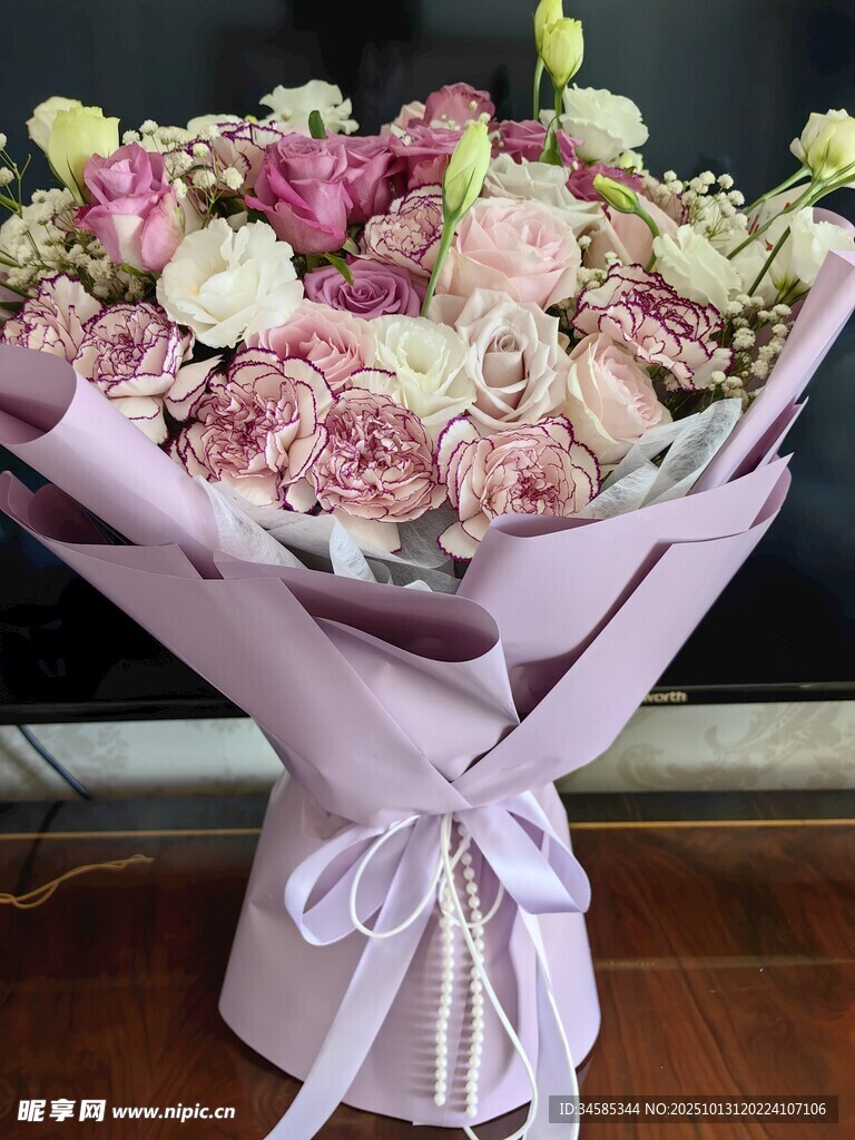 浪漫多彩鲜花花束