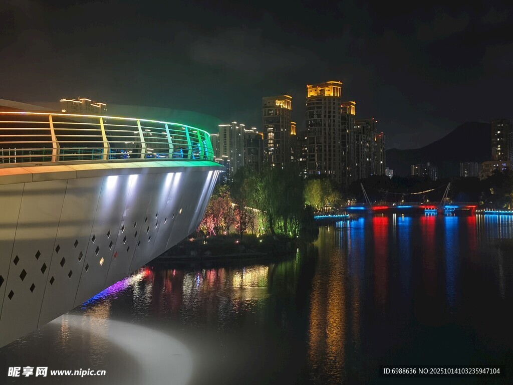 城市夜景桥梁灯光秀