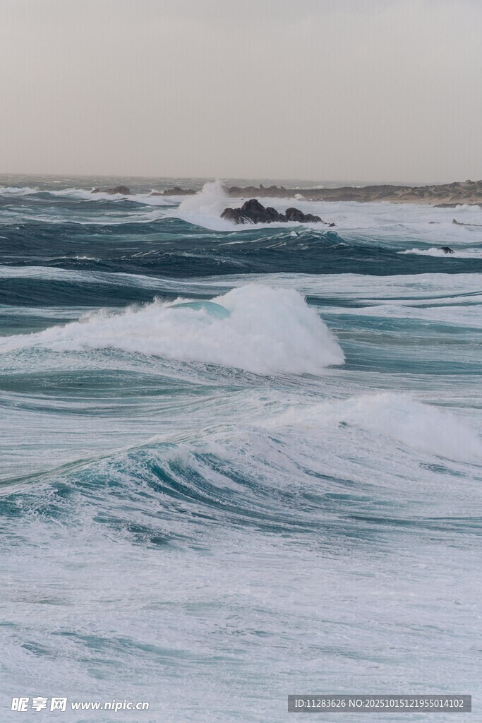 汹涌海浪