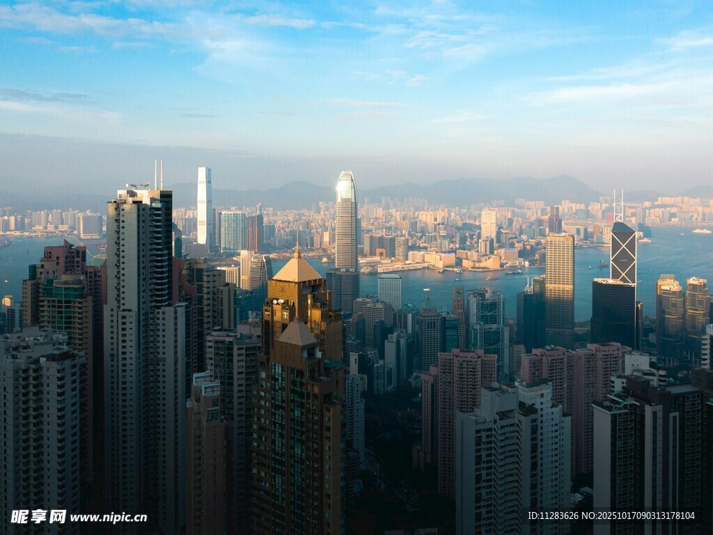 繁华都市天际线景观