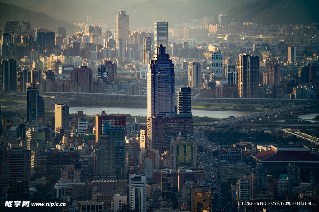 繁华都市天际线景观