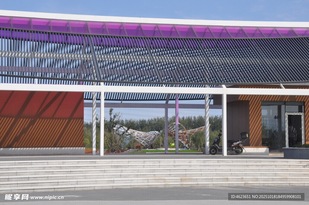 现代风格户外遮阳建筑