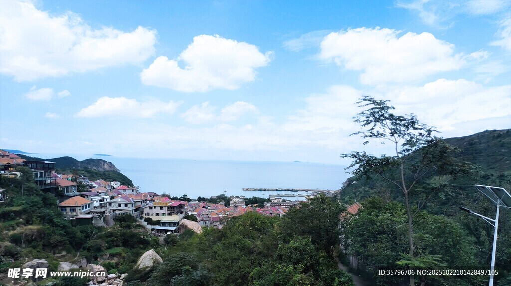 海边村落风景