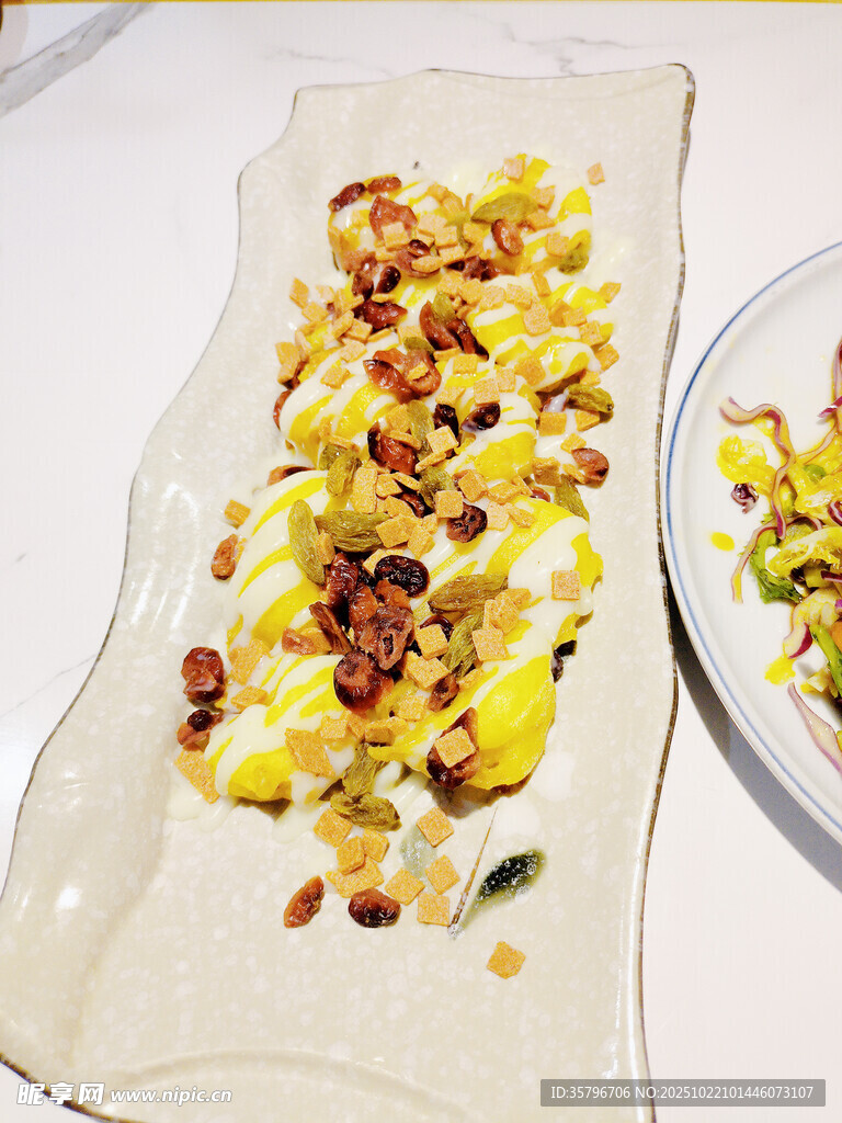 美味坚果玉米沙拉