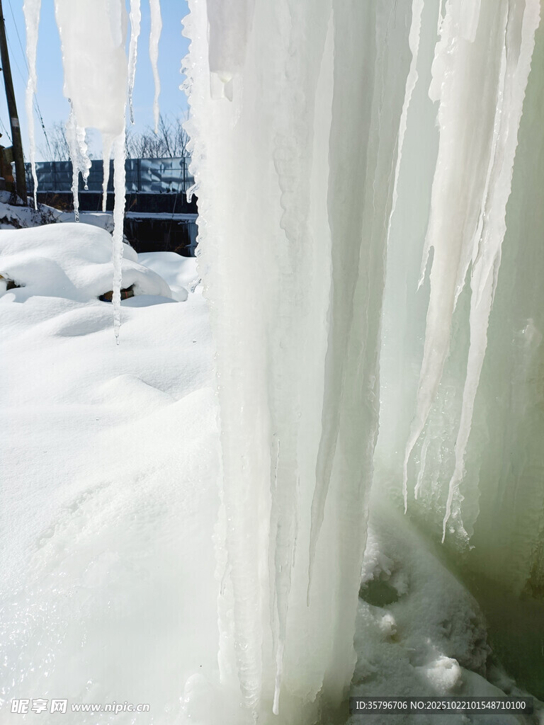 冬日冰柱景观
