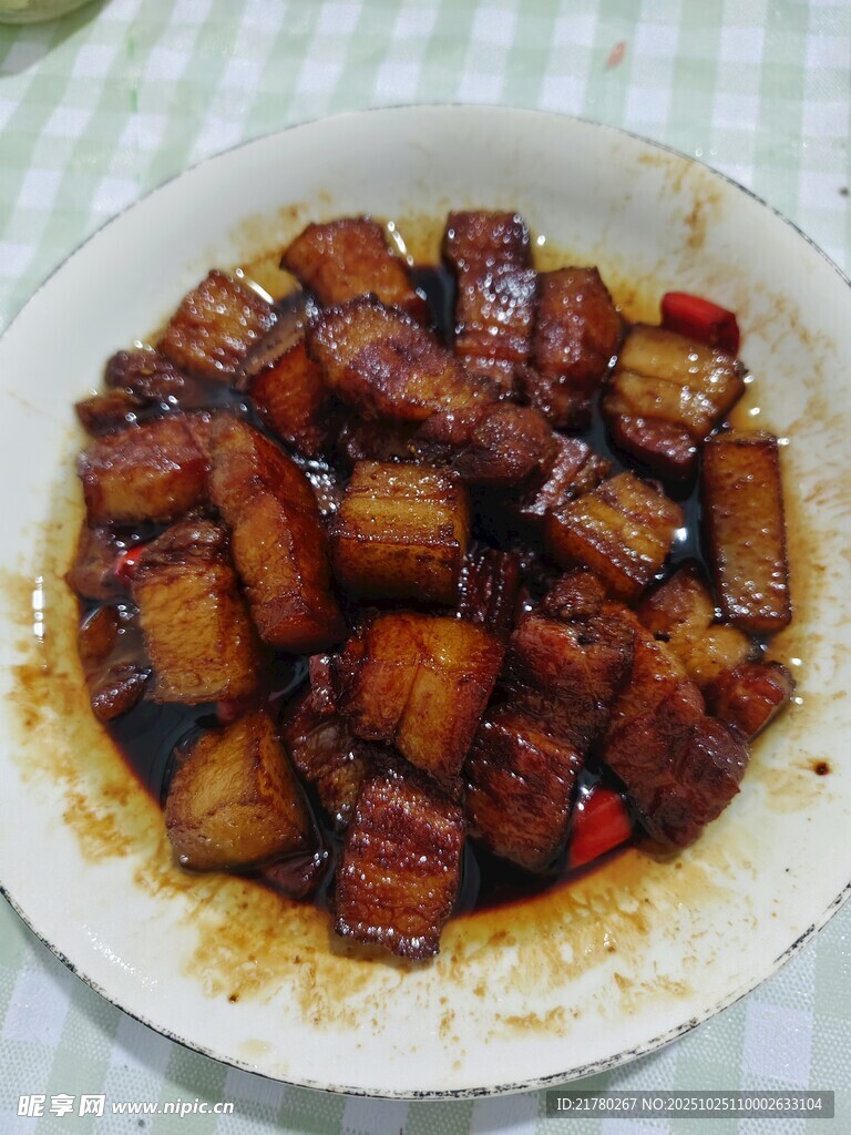 美味诱人的红烧五花肉
