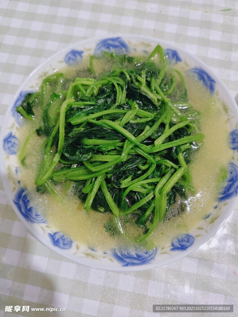 清炒菠菜