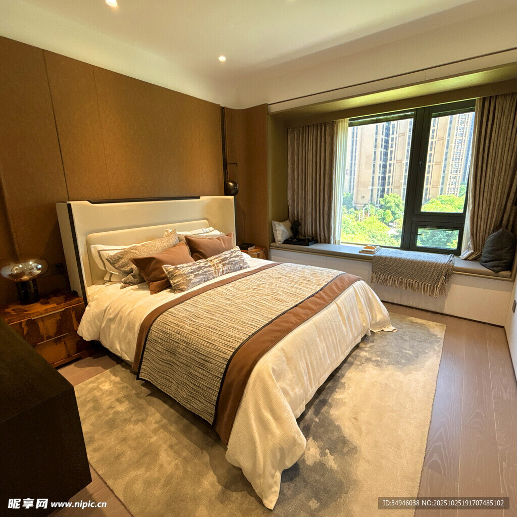 现代简约风格温馨卧室空间