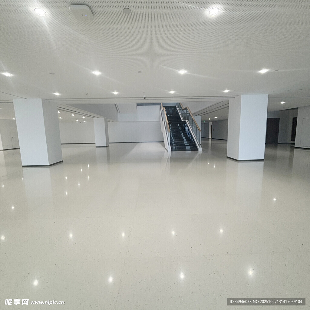空旷现代化室内空间场景