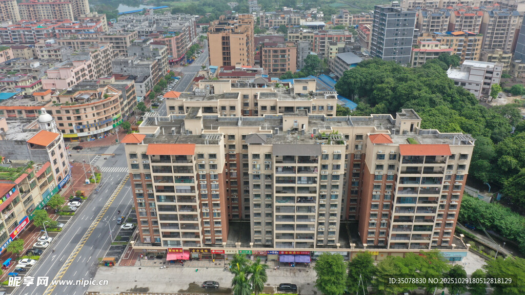 城市住宅区俯瞰景象