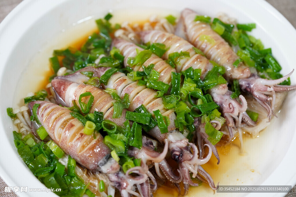 葱香蒸鱿鱼