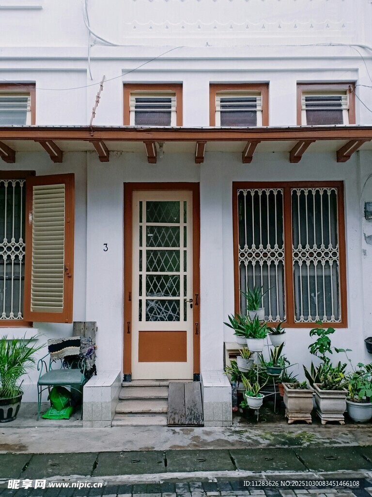 简约风格的住宅门前景致