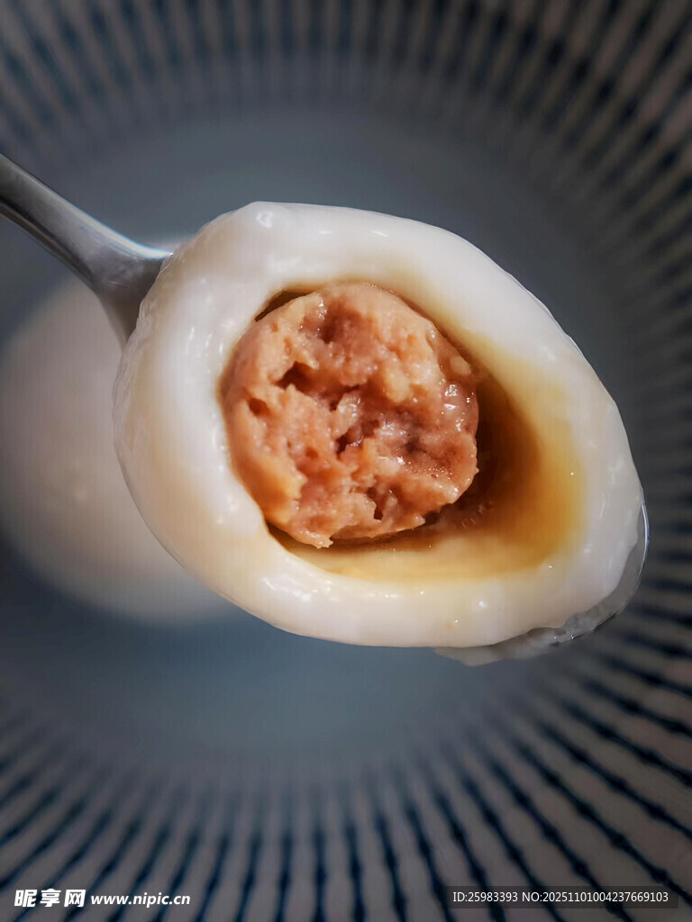 肉馅汤圆