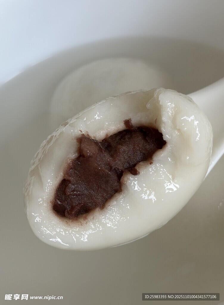 豆沙汤圆