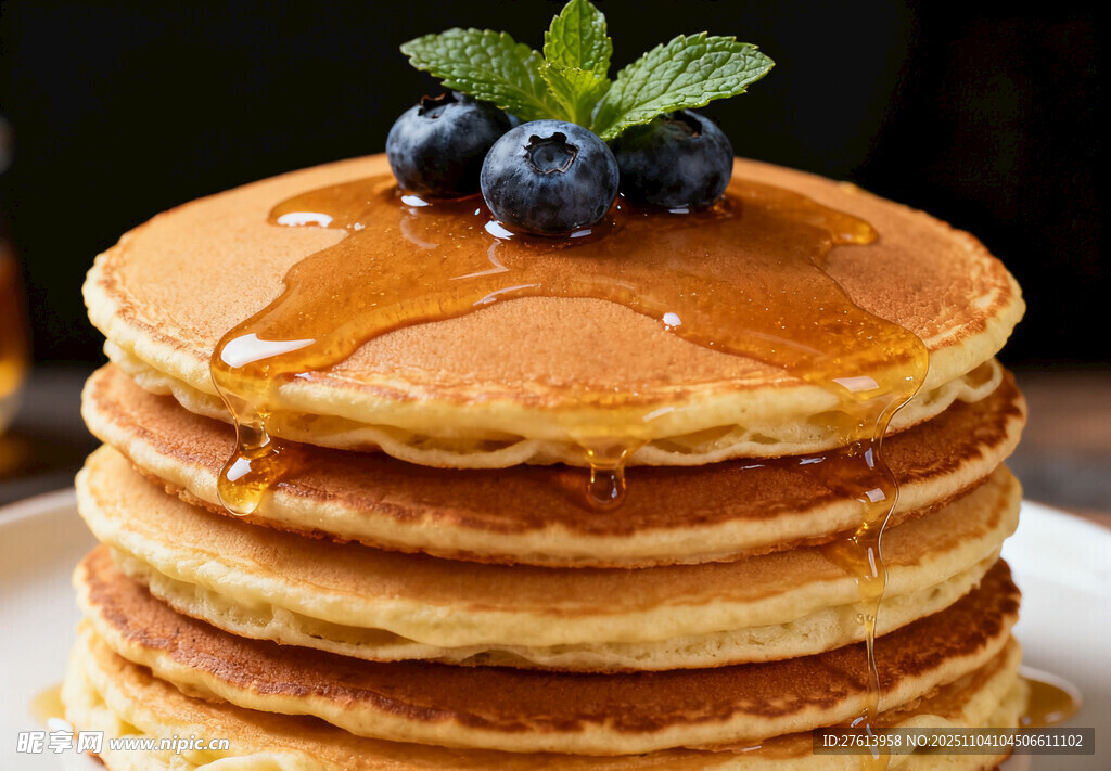 蓝莓枫糖浆松饼