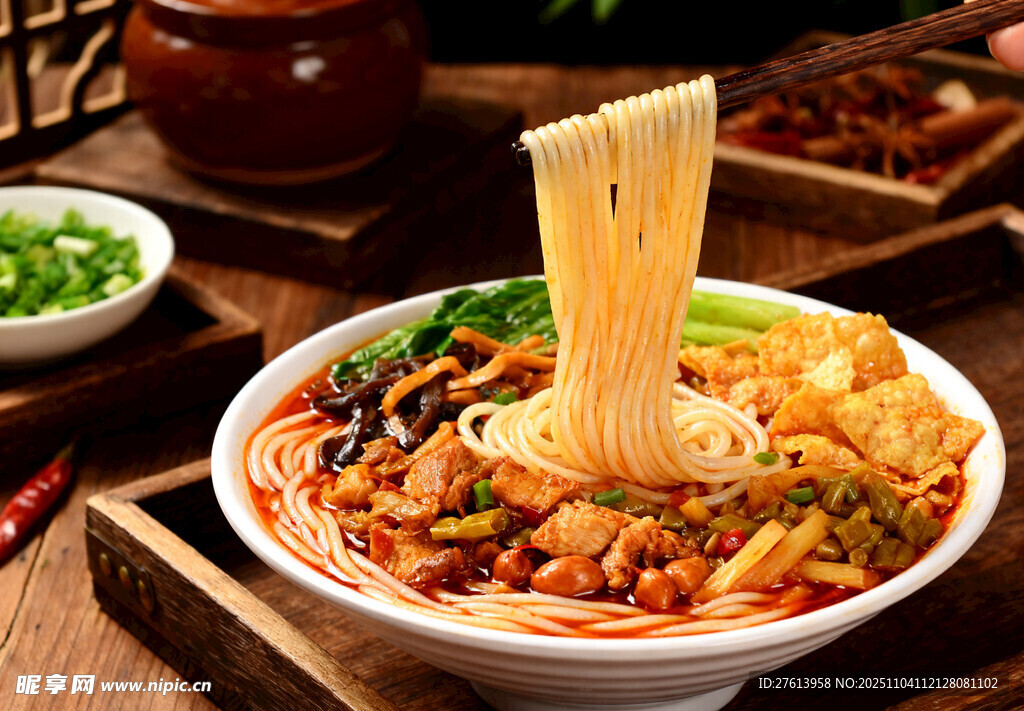 美味特色螺蛳粉