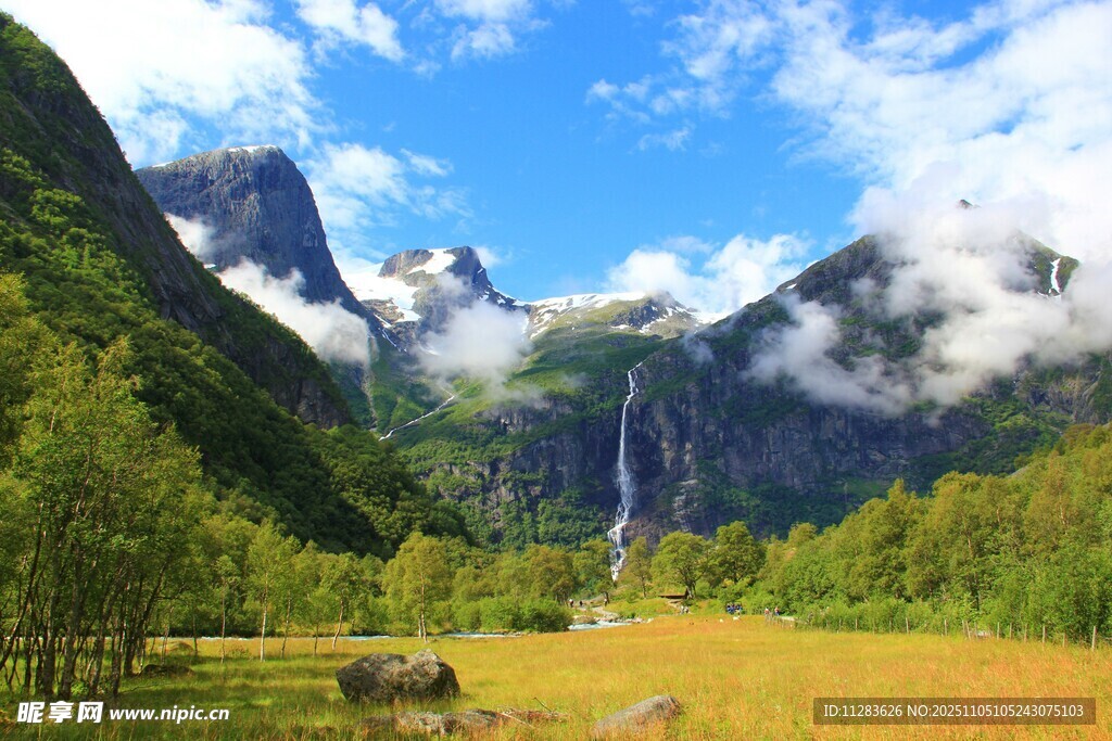 山间美景
