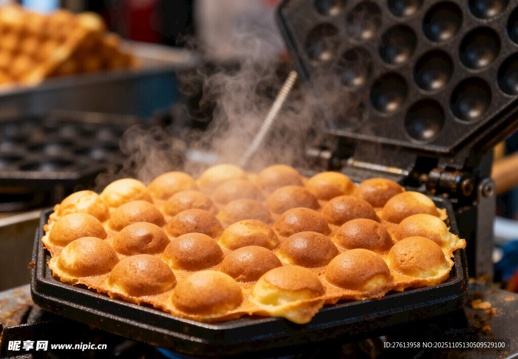 美味鸡蛋仔制作中