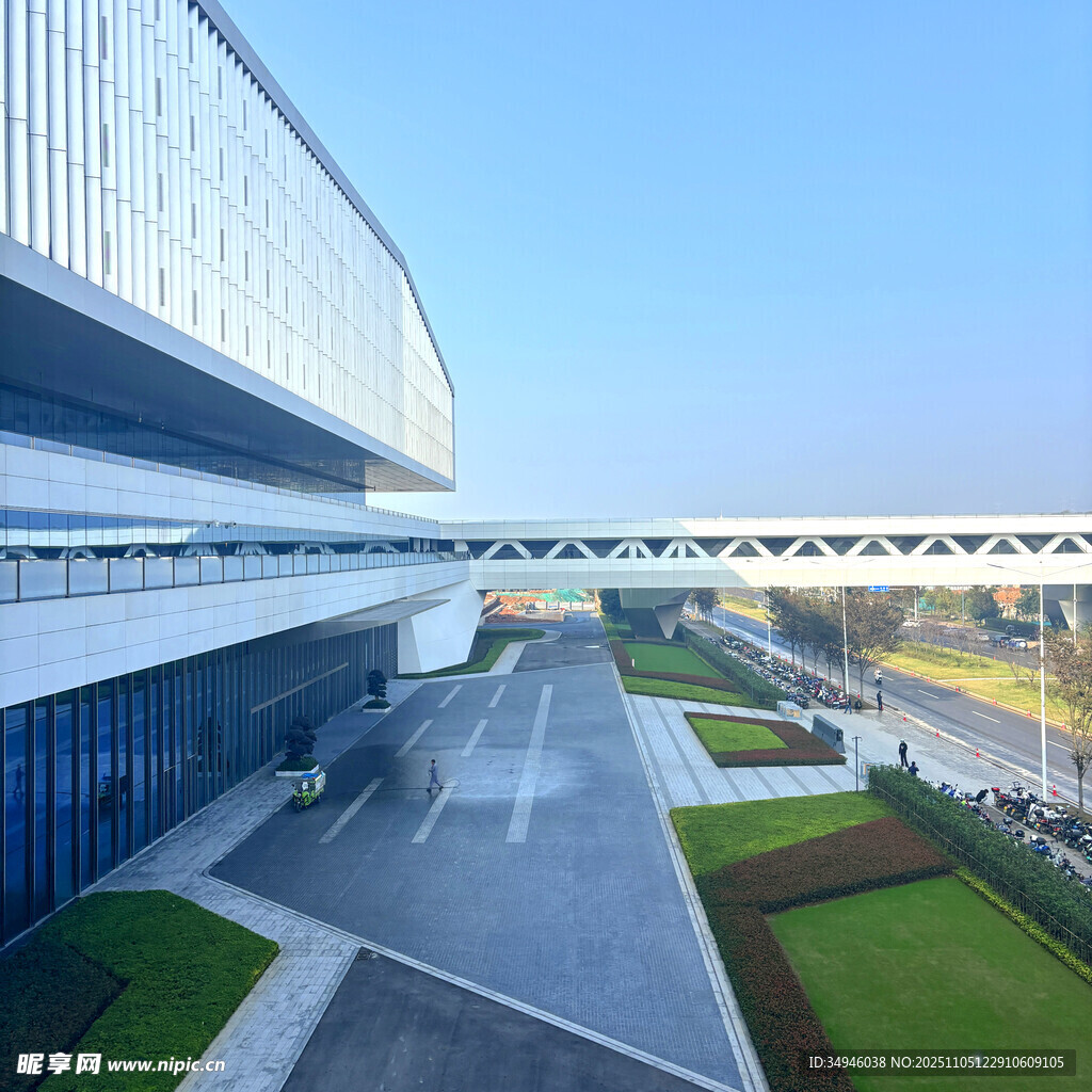 现代大气的建筑外观景观