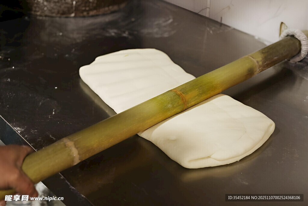手工擀面