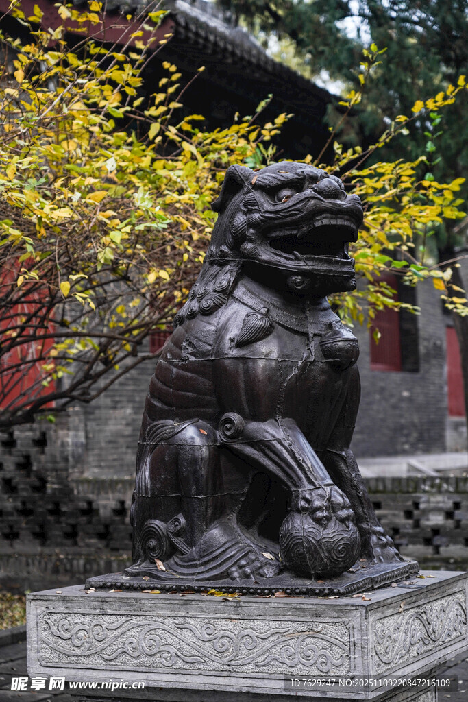 太原晋古典石狮子