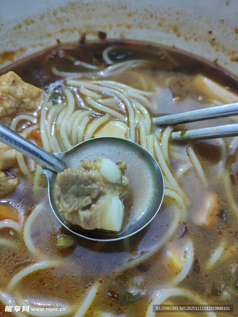 排骨汤面