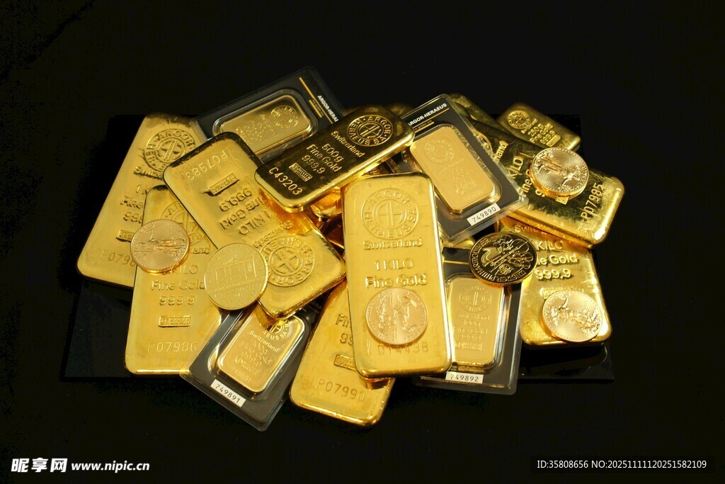 一堆金条
