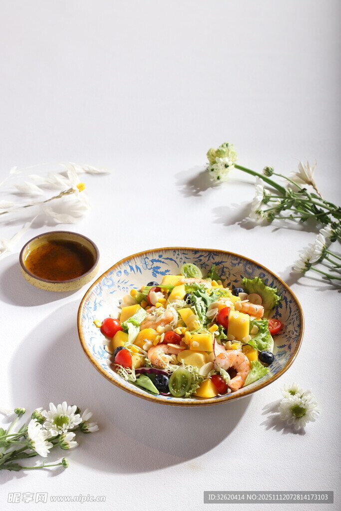虾仁蔬菜沙拉