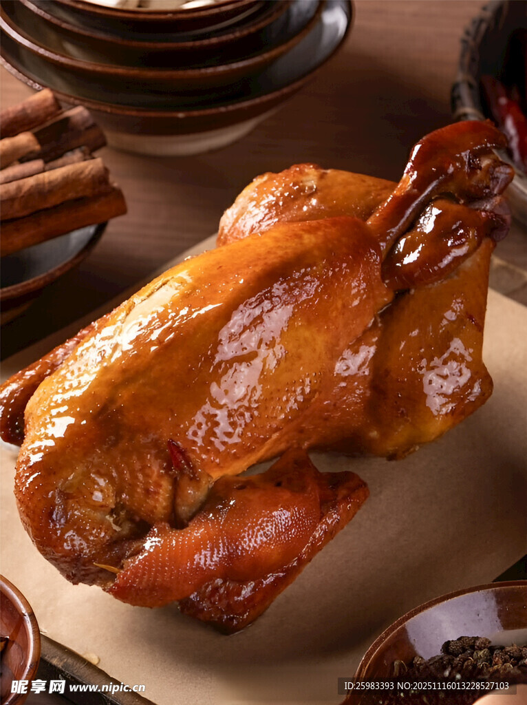 美味卤制烤鸡诱人呈现