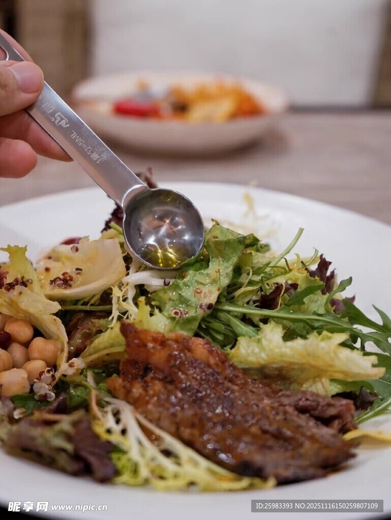 牛排沙拉